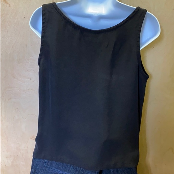 Top - Picture 2 of 6